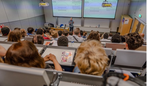 Oxford University celebrates successful Open Days - taster lecture